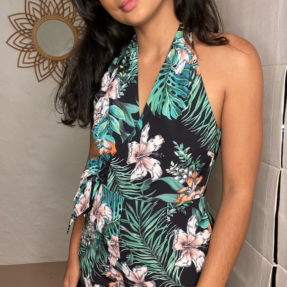 Floral print jumpsuit - Picture 2 of 4